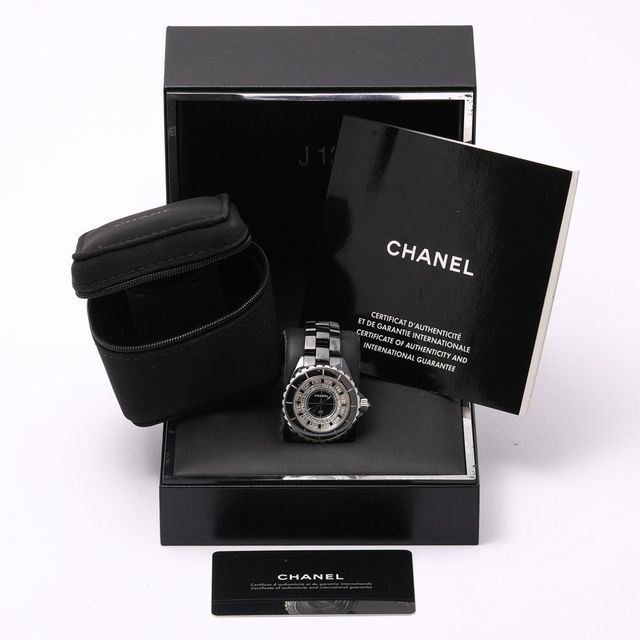 Chanel J12 H2620 Image 7